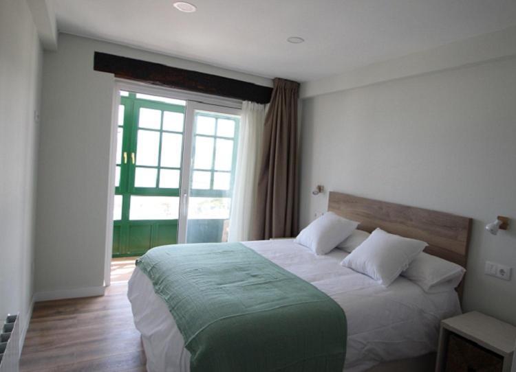 Apartamentos El Muelle Comillas Exterior foto